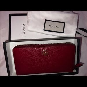 Gucci wallet